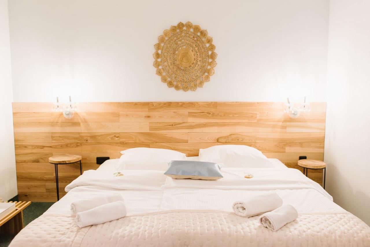 Hotel Rezydencja Solei Poznań Esterno foto